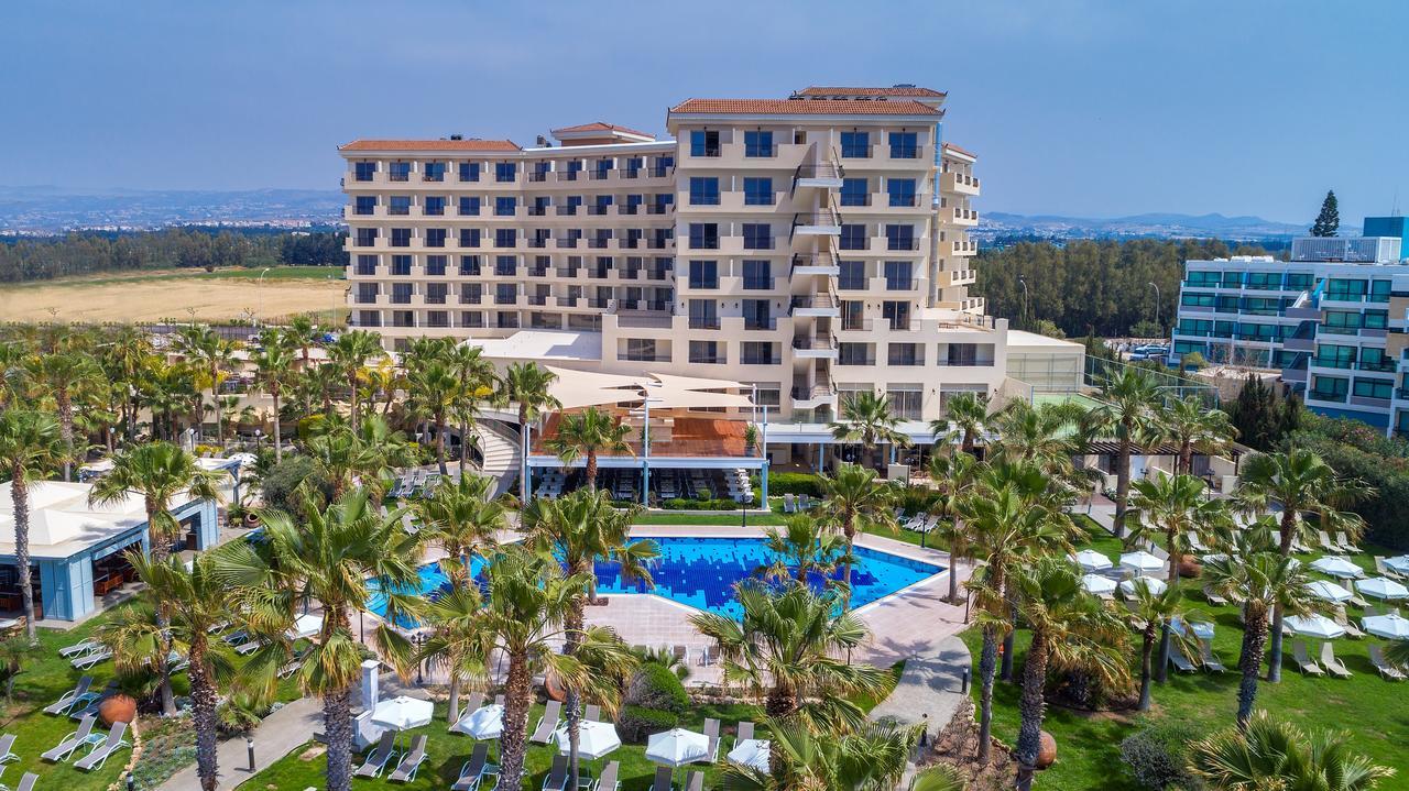 Aquamare Beach Hotel & Spa Paphos Exterior foto