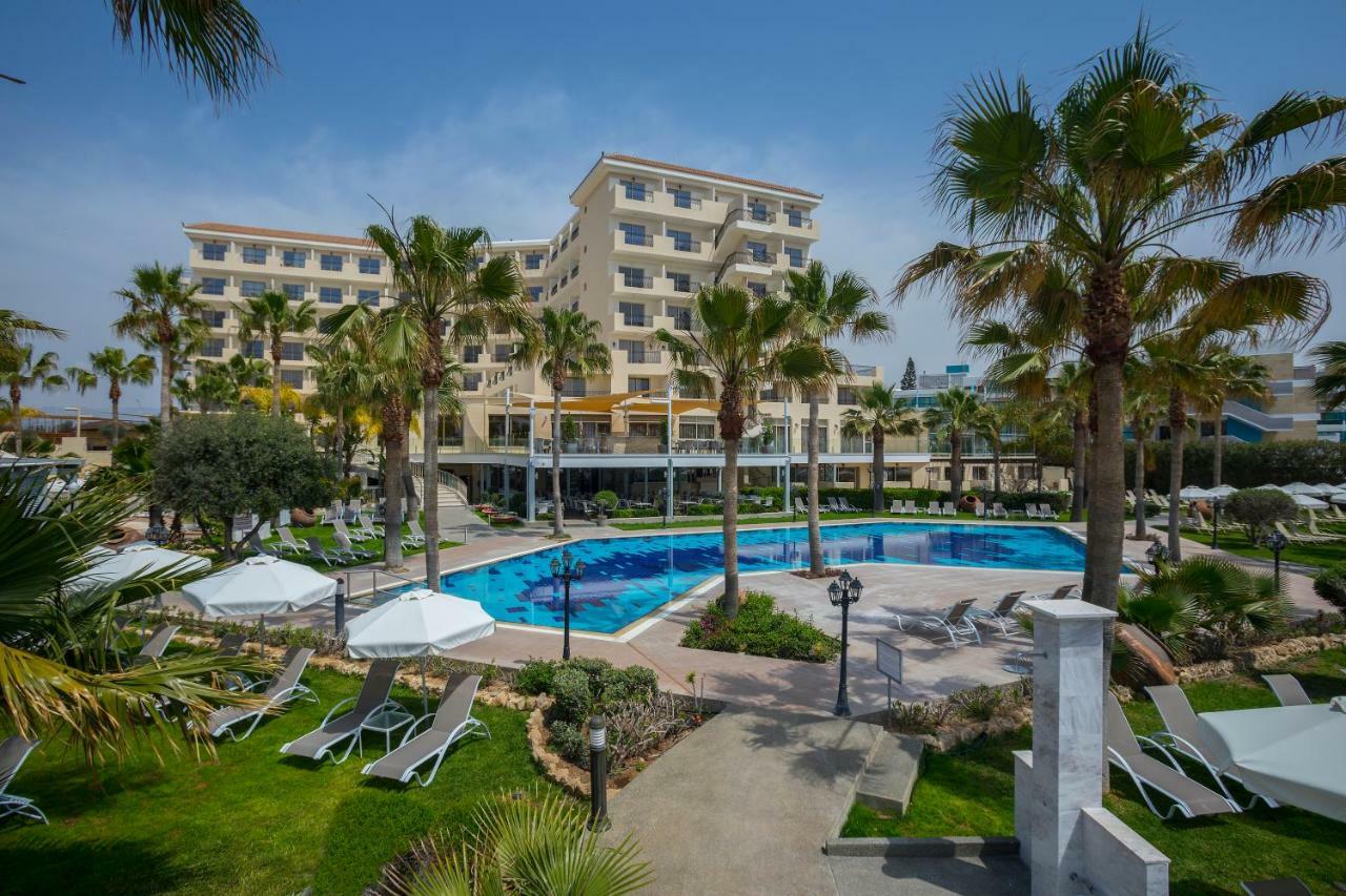 Aquamare Beach Hotel & Spa Paphos Exterior foto